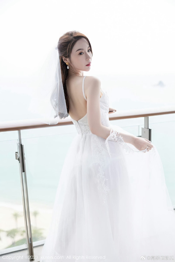 深夜草莓视频下载二维码与界面